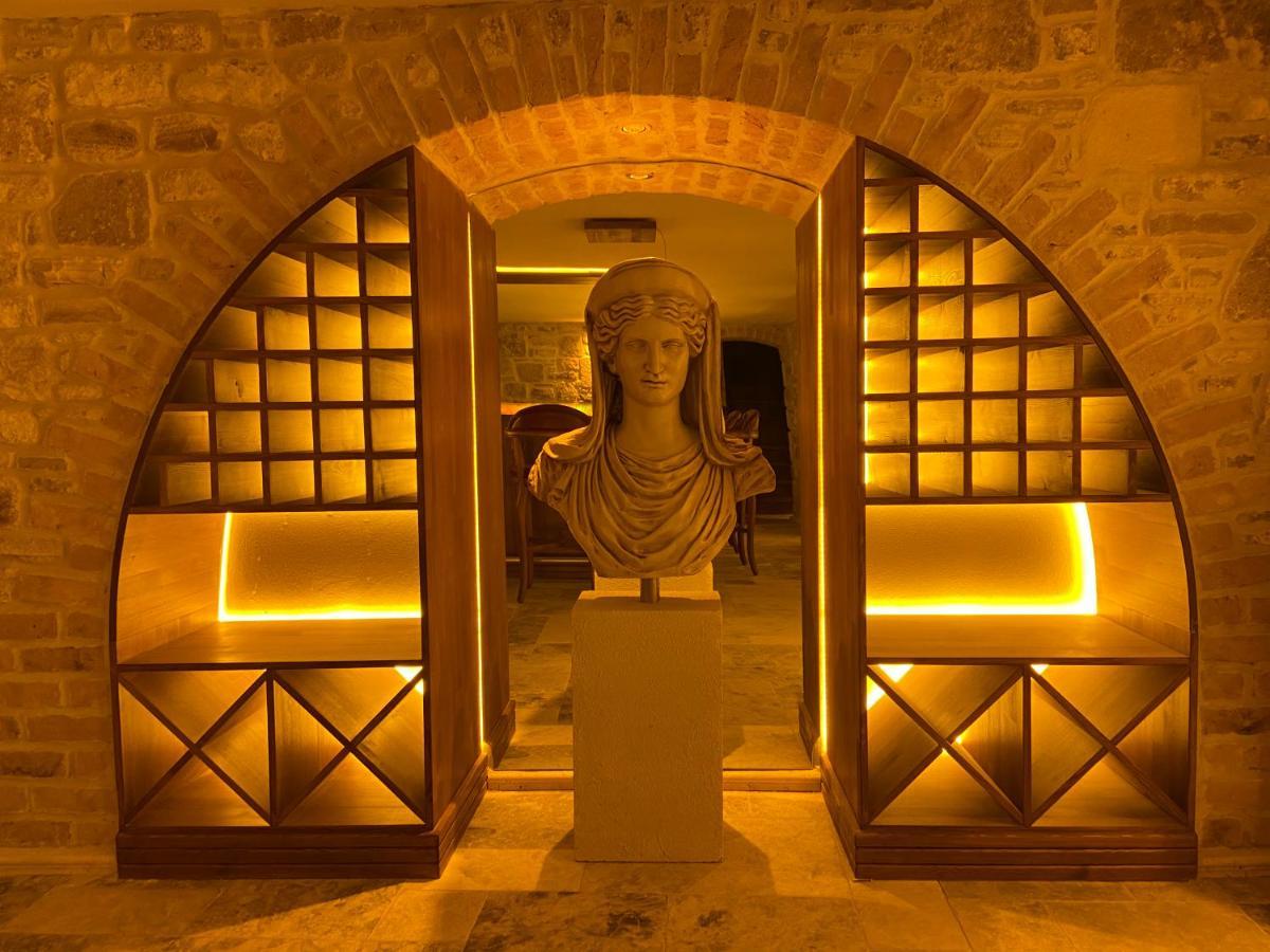 Dionysos 1789 Boutique Hotel Foca Exterior photo