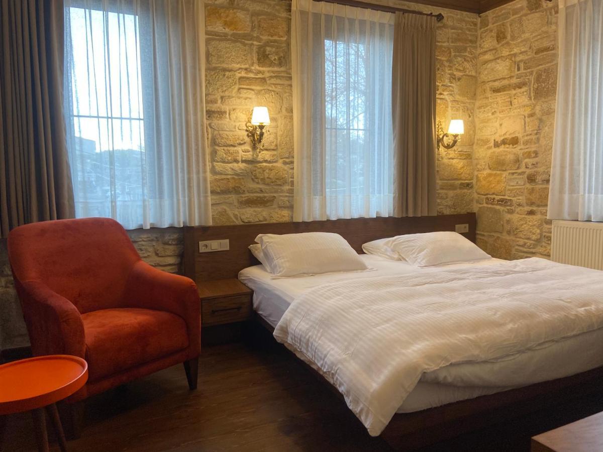 Dionysos 1789 Boutique Hotel Foca Exterior photo
